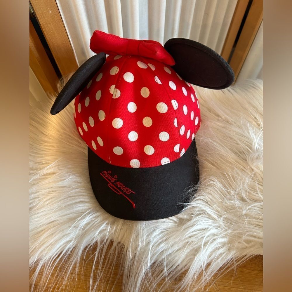 Disney Parks Minnie Mouse hat